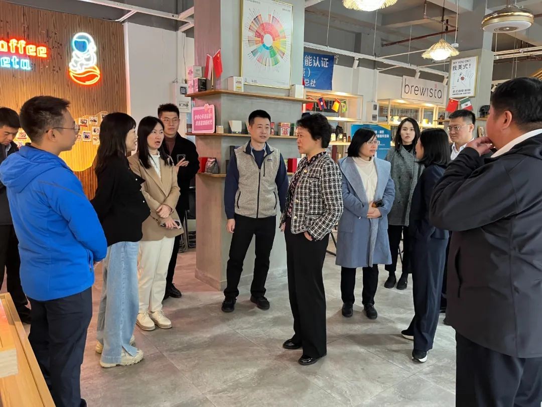 杭州市人大常委會、團杭州市委調(diào)研金達