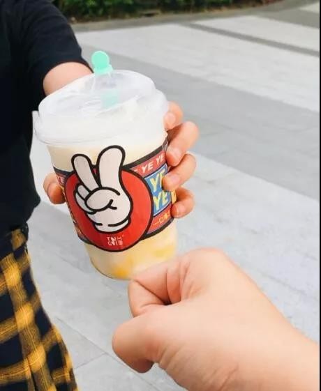 廣州金達(dá)咖啡飲品城-做奶茶如何挑選好的奶茶原料？