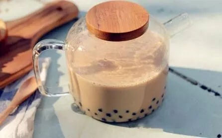 如何選擇奶茶原料？