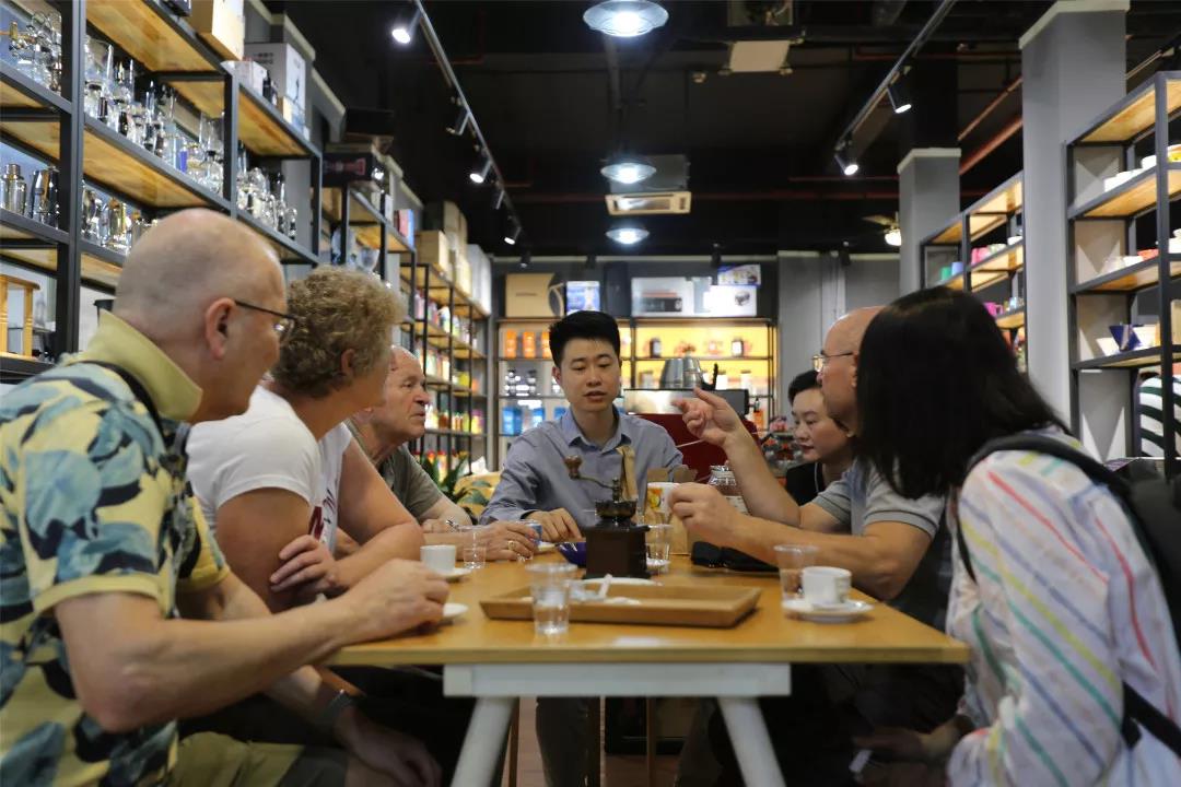 金達(dá)咖啡飲品城-新中式茶飲創(chuàng)業(yè)崛起 金達(dá)咖啡飲品城-新中式茶飲創(chuàng)業(yè)崛起