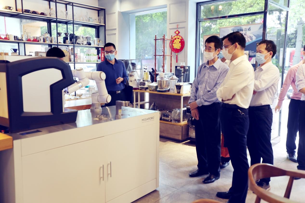 廣州市貿促會楊勇主任一行蒞臨金達咖啡飲品城調研指導工作