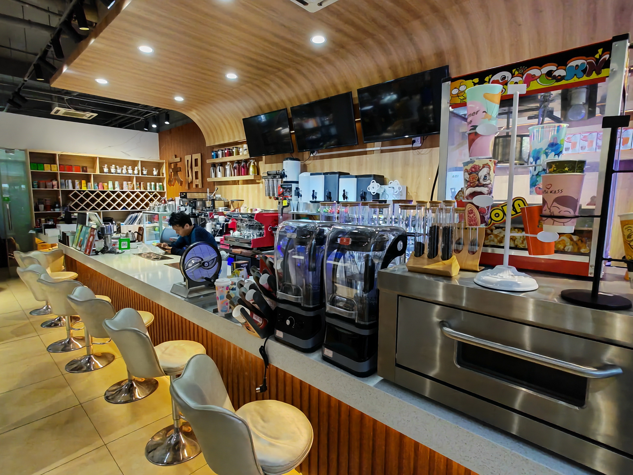 土耳其駐廣州總領(lǐng)事館商務(wù)領(lǐng)事塞爾達爾先生 再次蒞臨金達考察交流